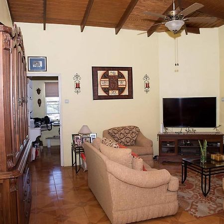 Altare - Breezy With A View Apartment Grand Anse Exterior foto